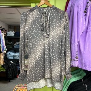 Double D Ranch Monochrome Print Blouse